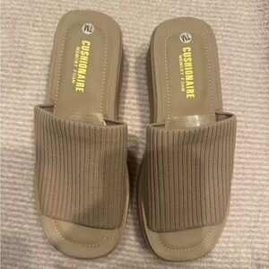 Women's Tan Slide Sandals
